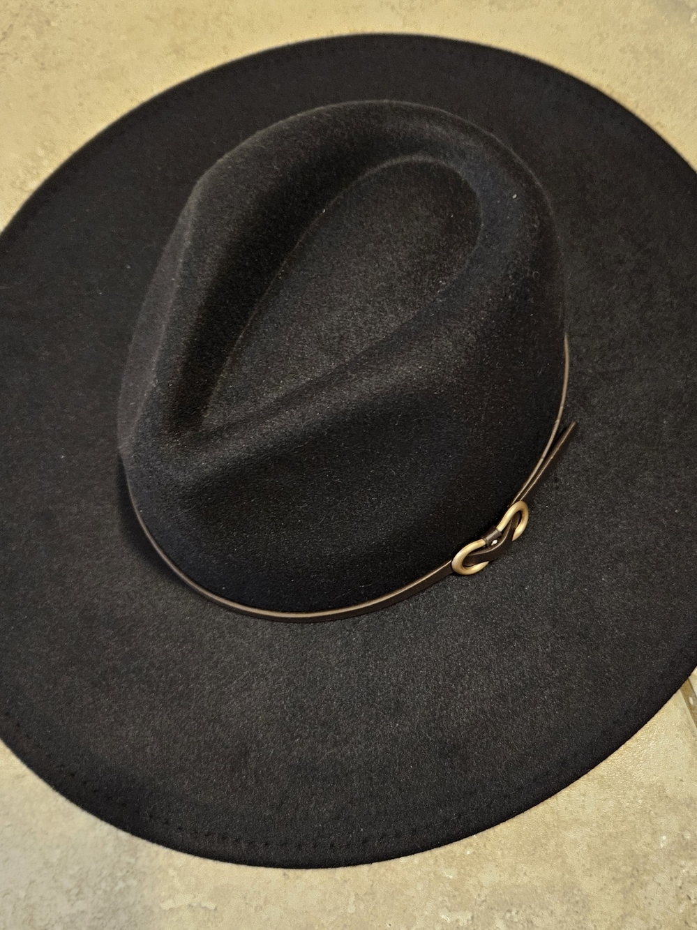 Earthbound Black Felt Wide-Brim Women’s Hat with Leather Band